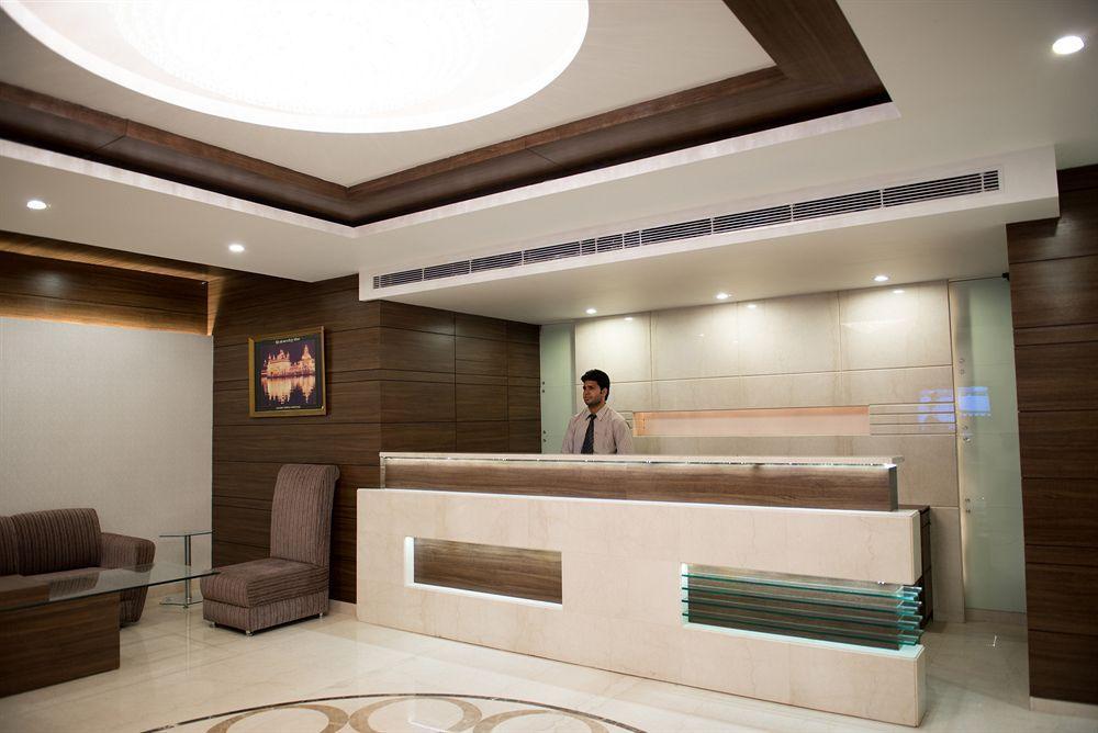 Hotel Narula'S Aurrum Amritsar Dış mekan fotoğraf