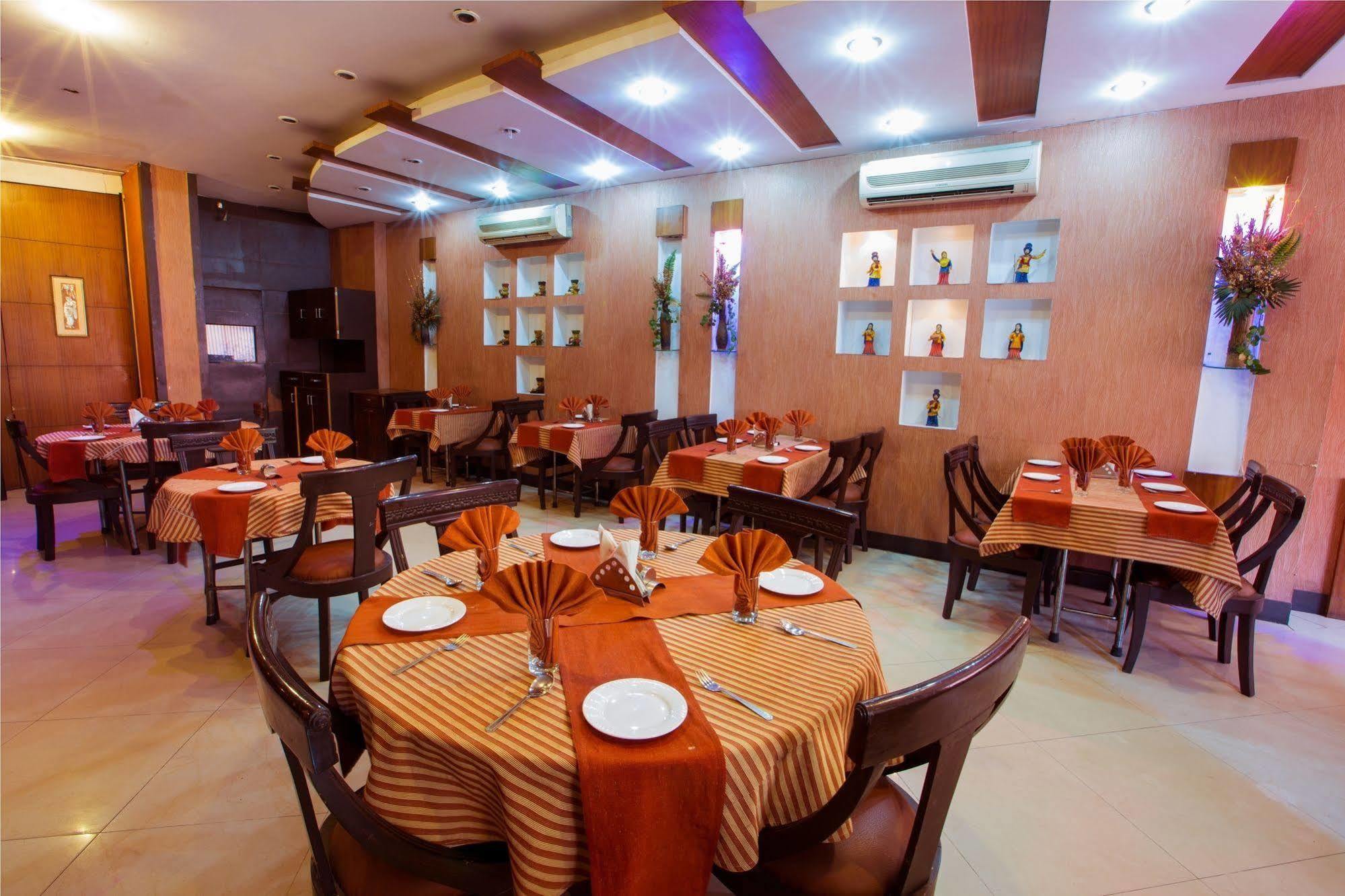 Hotel Narula'S Aurrum Amritsar Dış mekan fotoğraf